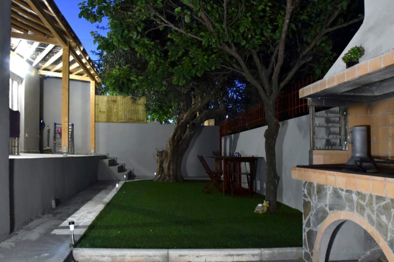 Αqua Blue Villa Agios Spyridon  Eksteriør billede